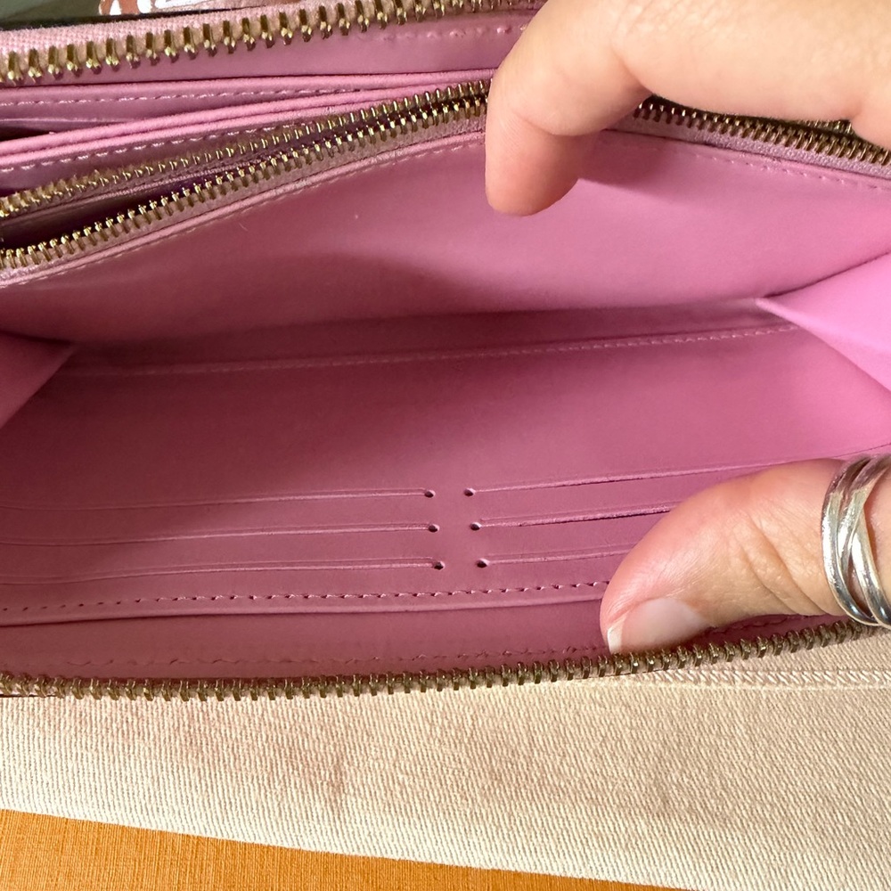 Louis Vuitton Pink Monogram Wallet - Picture 6 of 7